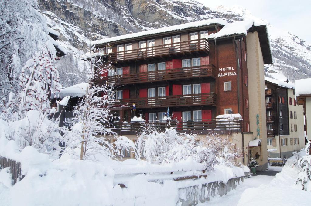 Hotel Alpina Zermatt Exterior photo